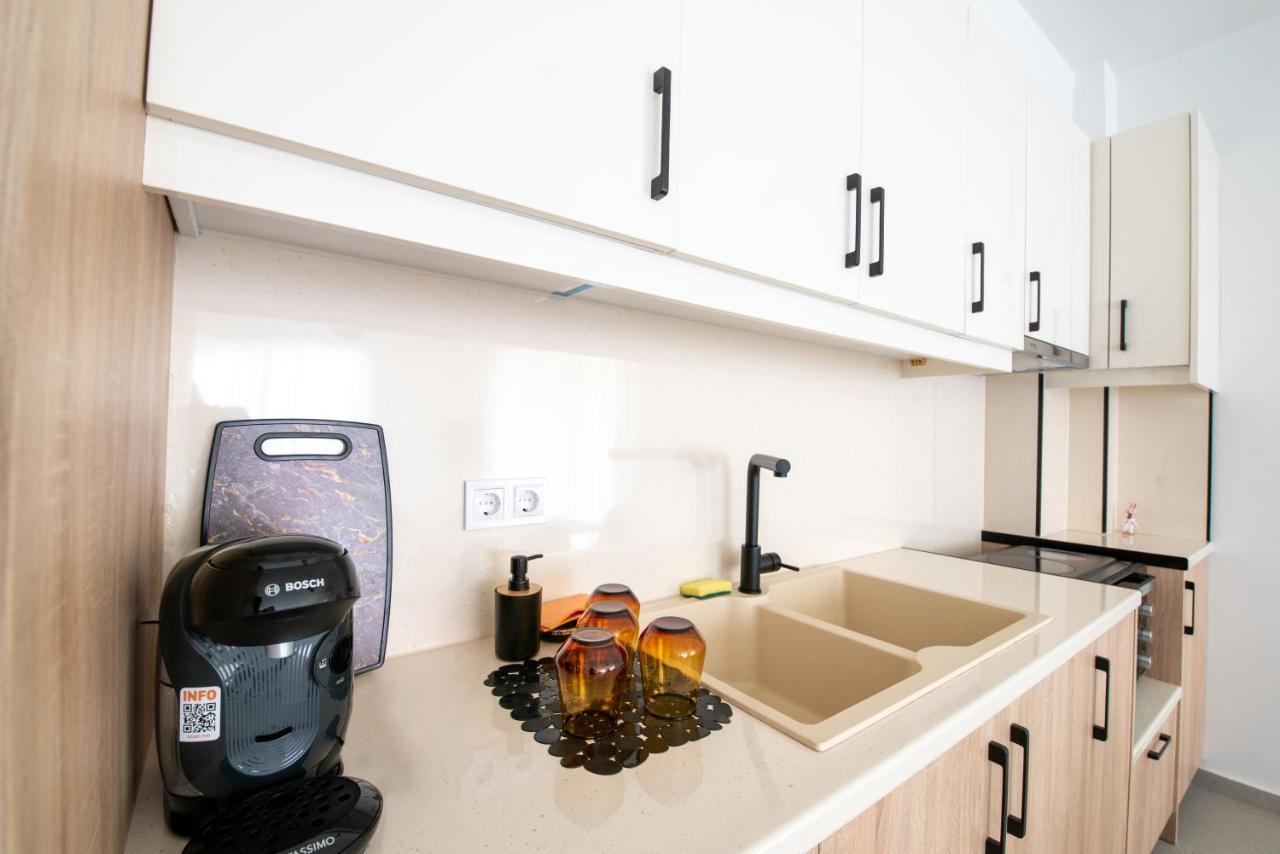 Ennea Suites-Earth Suite Flambouras Екстер'єр фото